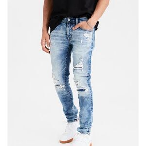 American Eagle SIze 32X31 Distressed Patched Skinny Jeans Acid Wash Stretch